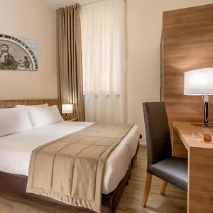 Hotel Casa Per Ferie Santa Maria Alle Fornaci, Rom